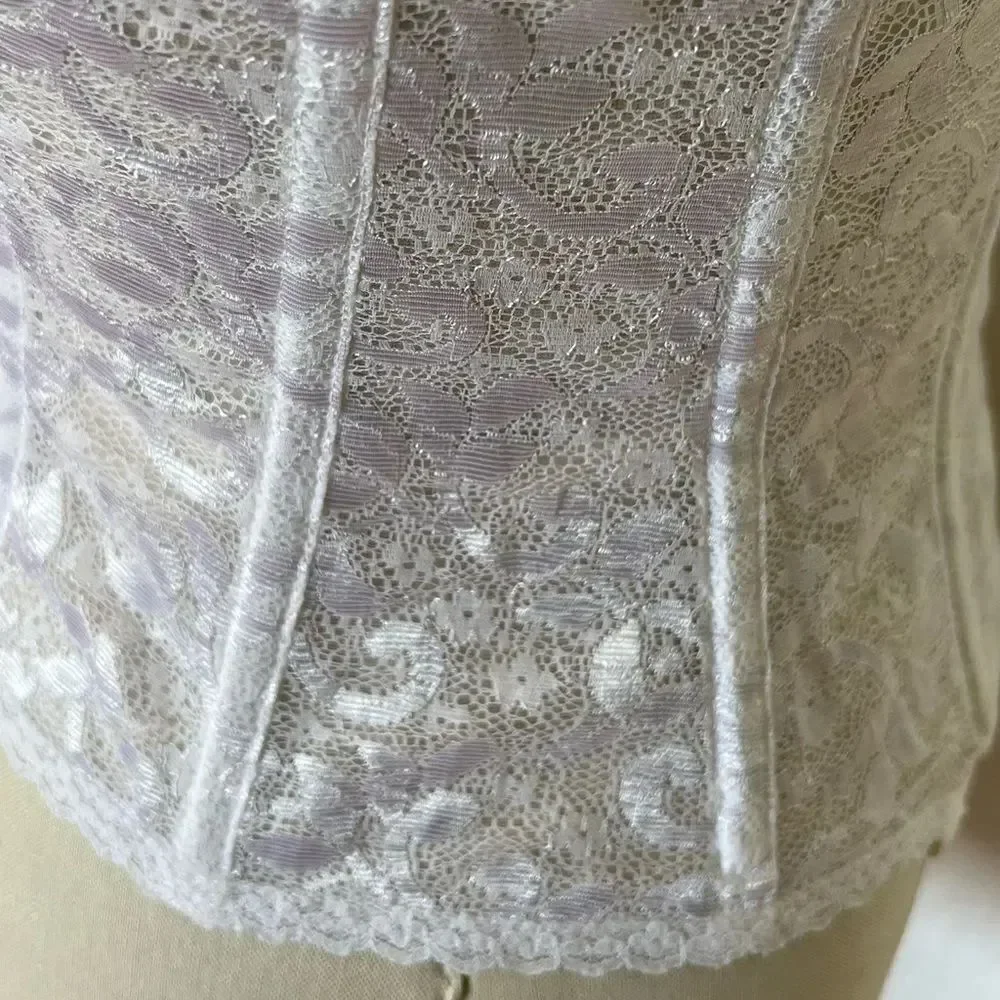 Vintage white lace shaping retro pinup cottagecore 90s Y2K corset 34C